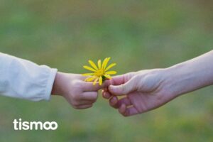 A importância do apoio psicológico para pais de crianças autistas / Tismoo